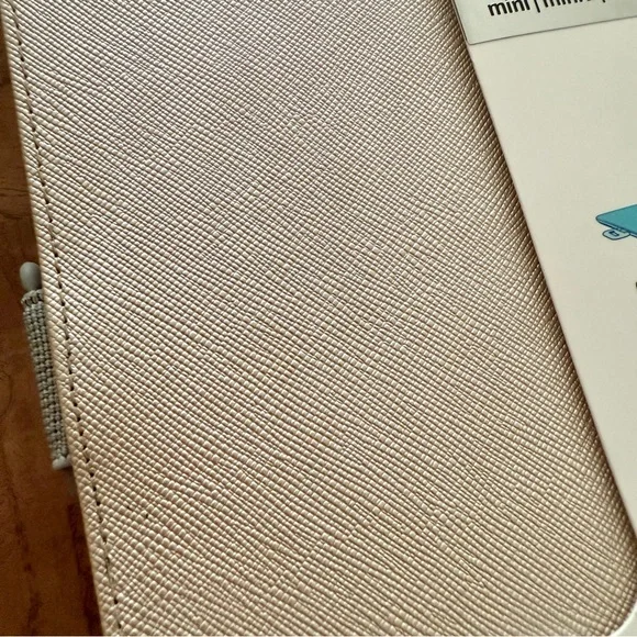 NEW Speck StyleFolio iPad Mini Champagne Case - Picture 3 of 7